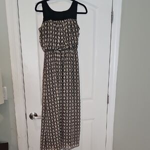 Enfocus Studio Black and Cream Geometric Maxi Dress